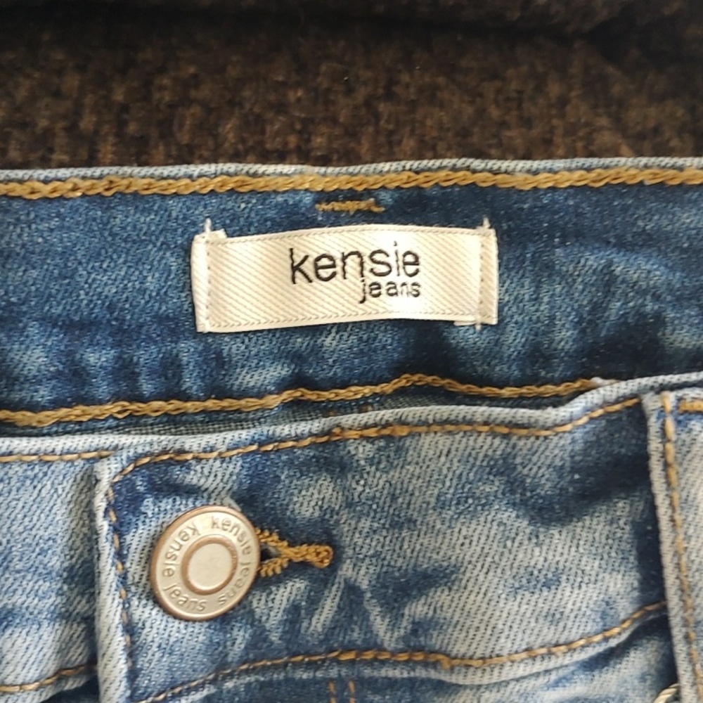 Kensie Light Blue Denim Cutoff Shorts - Picture 3 of 6